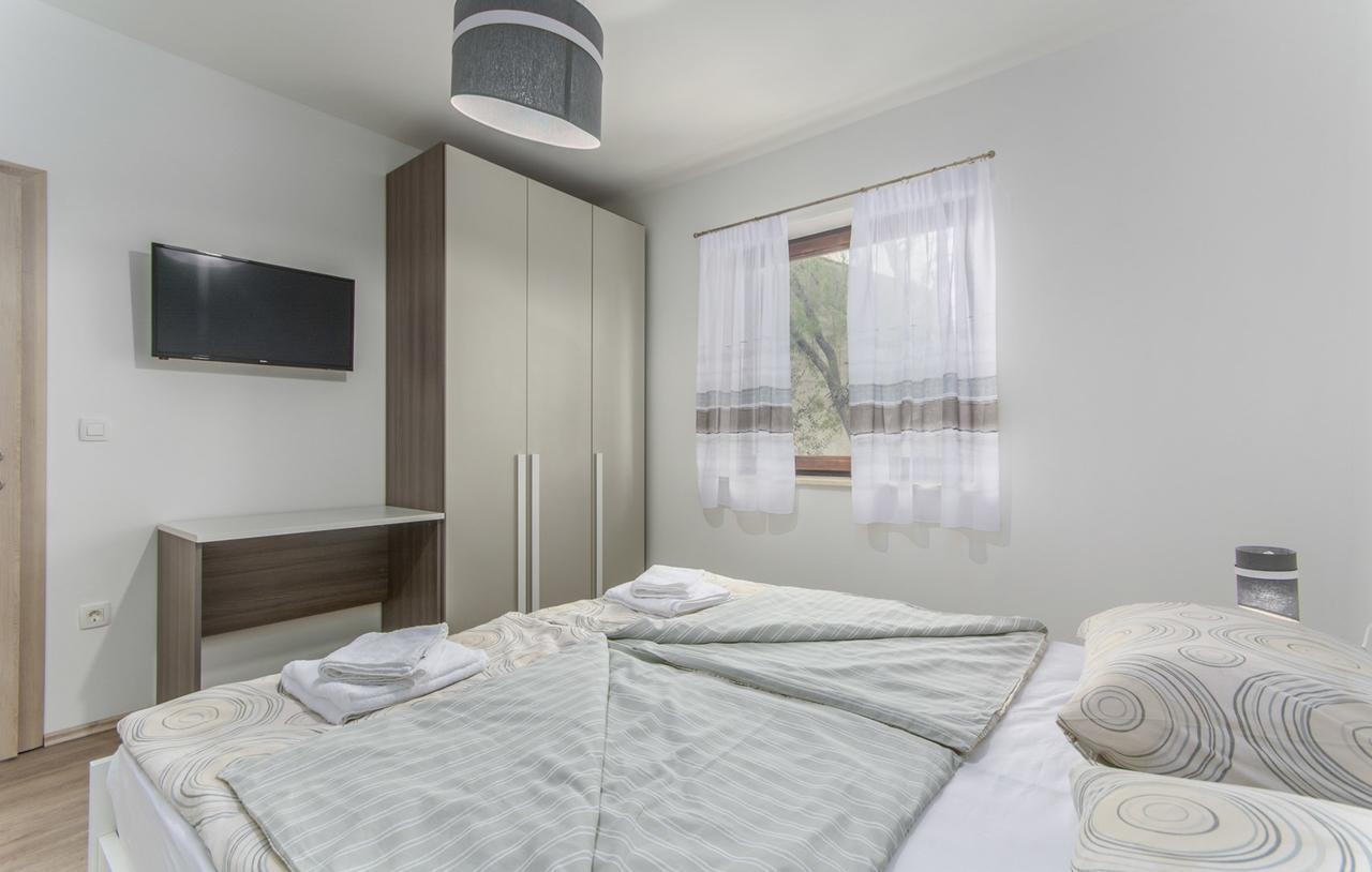 Apartments Katja Marčana Esterno foto